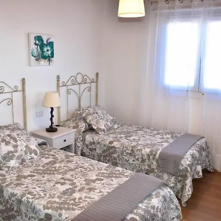 Charming House In Icod De Vinos With Garden 70 M² Hébergement de vacances *