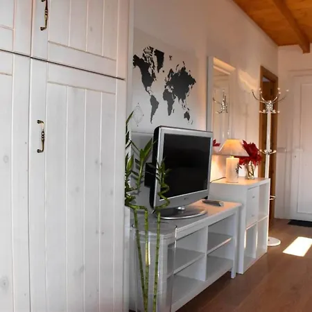 Hébergement de vacances Charming House In Icod De Vinos With Garden 70 M² *