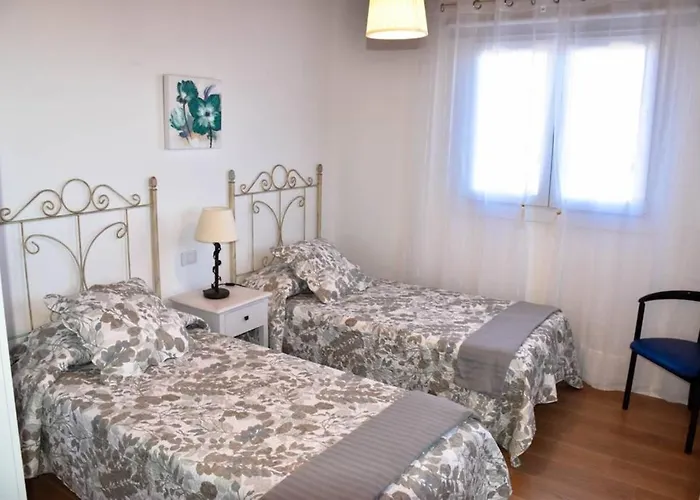 Charming House In Icod De Vinos With Garden 70 M² 度假居 *