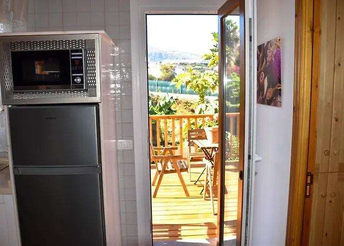 Charming House In Icod De Vinos With Garden 70 M² 度假居 *